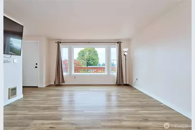 5902 Broadway, Everett, WA 98203 - Photo 13