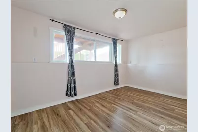 5902 Broadway, Everett, WA 98203 - Photo 17