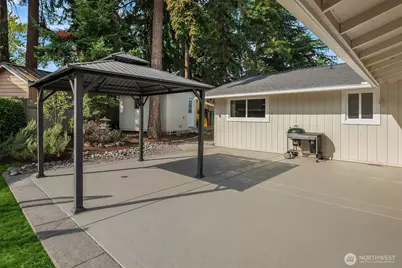 1825 Camas Avenue NE, Renton, WA 98056 - Photo 21