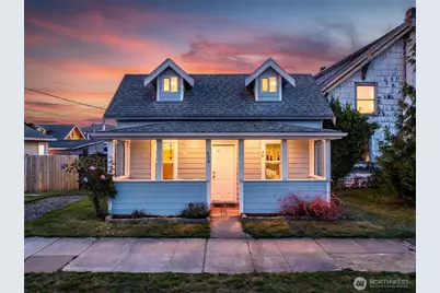 336 3rd Avenue SW, Castle Rock, WA 98611 - Photo 1