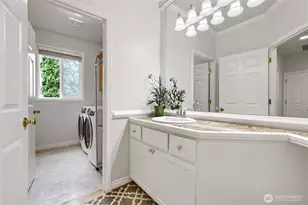916 275th Pl SE, Sammamish, WA 98075 - Photo 15