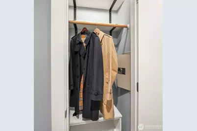 2720 3rd Avenue #405, Seattle, WA 98121 - Photo 19