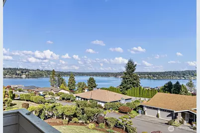 642 9th Court, Fox Island, WA 98333 - Photo 1
