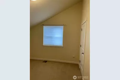 3637 Wallingford Avenue N #B, Seattle, WA 98103 - Photo 13
