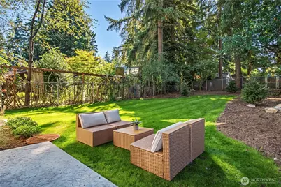 14338 Bagley Avenue N #B, Seattle, WA 98133 - Photo 3