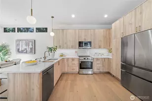 14338 Bagley Ave N, Seattle, WA 98133 - Photo 17