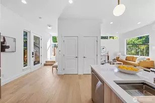 14338 Bagley Ave N, Seattle, WA 98133 - Photo 15