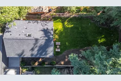 14338 Bagley Avenue N #B, Seattle, WA 98133 - Photo 31