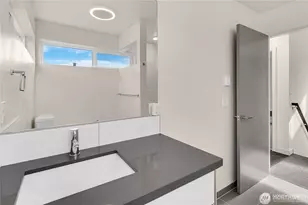 809 NE 48th St, Seattle, WA 98105 - Photo 7
