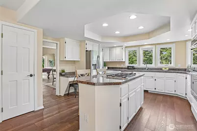 23200 SE 253rd Place, Maple Valley, WA 98038 - Photo 5