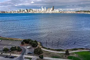 1331 Harbor Ave SW, Seattle, WA 98116 - Photo 37