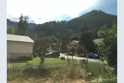 129 W Whitman, Leavenworth, WA 98826 - Photo 11