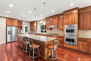 10220 NE 64th St, Kirkland, WA 98033 - Photo 9