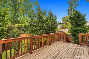 10220 NE 64th St, Kirkland, WA 98033 - Photo 35