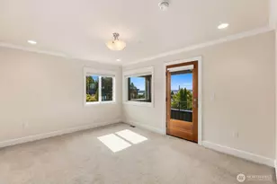 10220 NE 64th St, Kirkland, WA 98033 - Photo 29