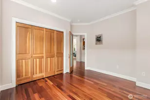 10220 NE 64th St, Kirkland, WA 98033 - Photo 15