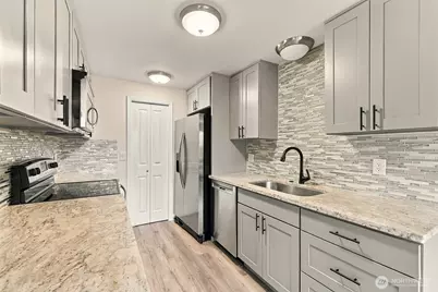 3722 27th Place W #201, Seattle, WA 98199 - Photo 15