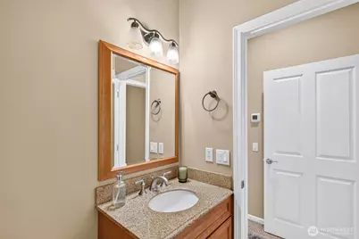 2350 10th Street NE, East Wenatchee, WA 98802 - Photo 23