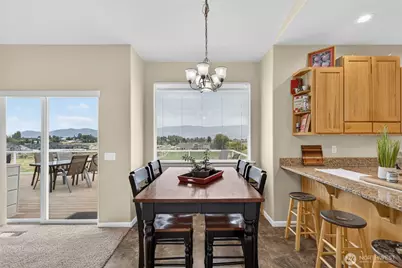 2350 10th Street NE, East Wenatchee, WA 98802 - Photo 15