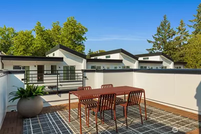 1129 129th Court NE, Bellevue, WA 98005 - Photo 3