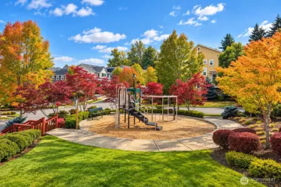3894 201st Court SE, Sammamish, WA 98075 - Photo 37