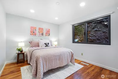 13701 115th Avenue NE, Kirkland, WA 98034 - Photo 15