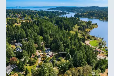 8289 New Holland Court NE, Bainbridge Island, WA 98110 - Photo 39