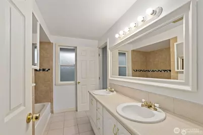 17534 NE 88th Place, Redmond, WA 98052 - Photo 15