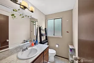 26523 Manchester Ave, Kent, WA 98032 - Photo 7