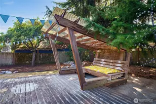 12015 Dayton Ave N, Seattle, WA 98133 - Photo 27