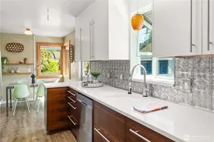 12015 Dayton Ave N, Seattle, WA 98133 - Photo 3