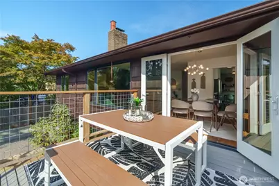 12015 Dayton Avenue N, Seattle, WA 98133 - Photo 5