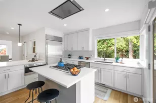 1908 29th Ave W, Seattle, WA 98199 - Photo 29