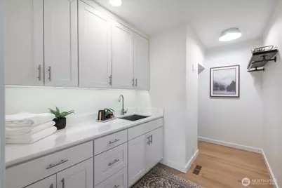 1908 29th Avenue W, Seattle, WA 98199 - Photo 31