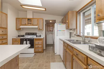 30961 E Lake Morton Drive SE, Kent, WA 98042 - Photo 25