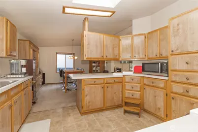 30961 E Lake Morton Drive SE, Kent, WA 98042 - Photo 27
