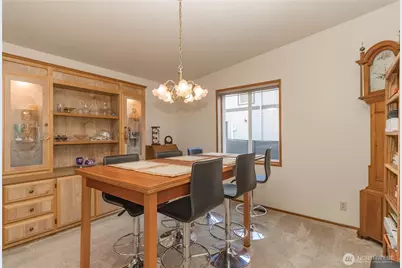 30961 E Lake Morton Drive SE, Kent, WA 98042 - Photo 29