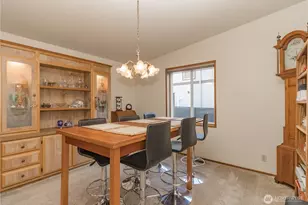 30961 E Lake Morton Dr SE, Kent, WA 98042 - Photo 29