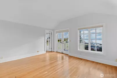 1435 Newport Way, Seattle, WA 98112 - Photo 13