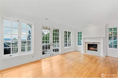 1435 Newport Way, Seattle, WA 98112 - Photo 11