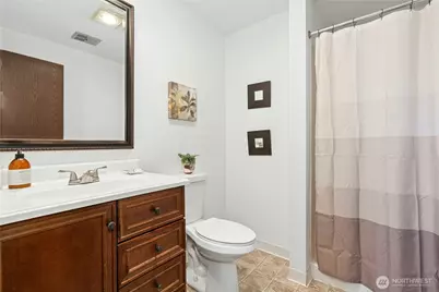 9255 Greenwood Avenue N #38, Seattle, WA 98103 - Photo 27