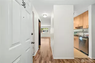 9255 Greenwood Ave N, Seattle, WA 98103 - Photo 5