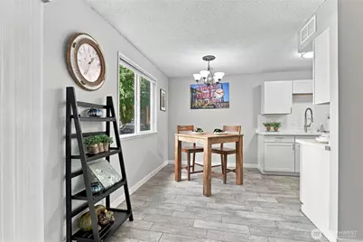 7340 NE 142nd Place #Unit A, Kirkland, WA 98034 - Photo 3