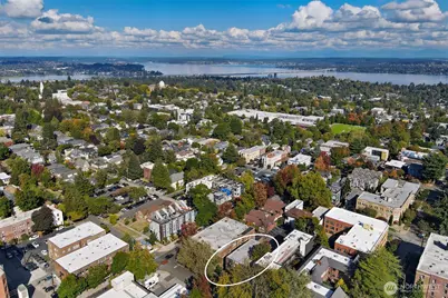 214 16th Avenue E #102, Seattle, WA 98112 - Photo 29