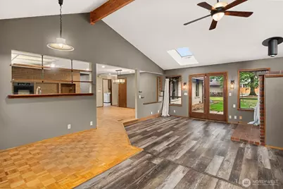 21805 SE 4th Street, Sammamish, WA 98074 - Photo 13