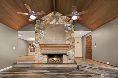 21805 SE 4th Street, Sammamish, WA 98074 - Photo 5