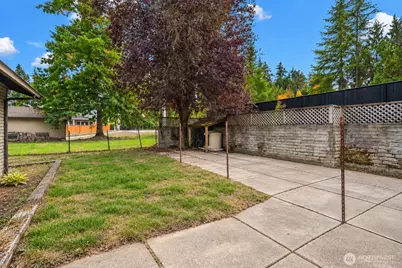 21805 SE 4th Street, Sammamish, WA 98074 - Photo 23