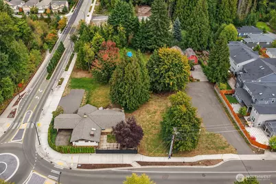 21805 SE 4th Street, Sammamish, WA 98074 - Photo 35