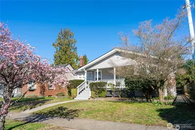 6910 37th Avenue SW, Seattle, WA 98126 - Photo 3
