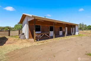 2841 Mapleway Rd, Yakima, WA 98908 - Photo 3